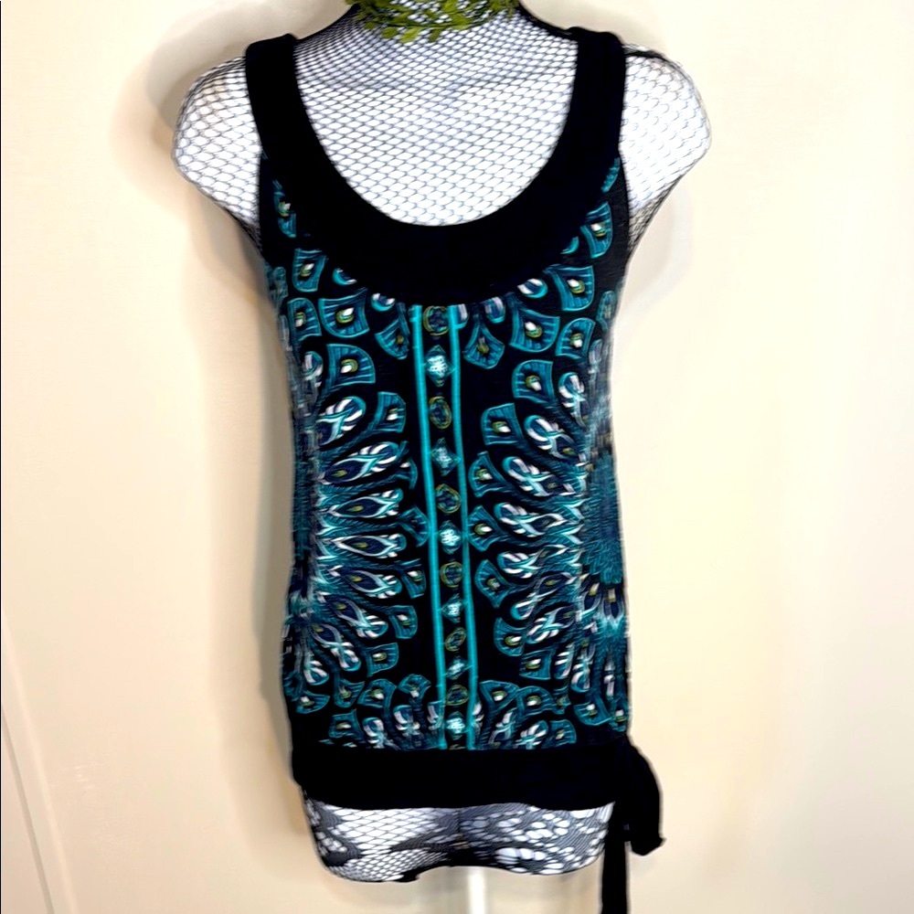 Apt 9 Black and Blue Patterned Women's Top with tie bottom loose fit